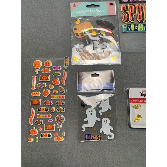 Complete Halloween Scrapbooking Kit With Stickers Embellishments Black Paper & E - Picture 8 of 12